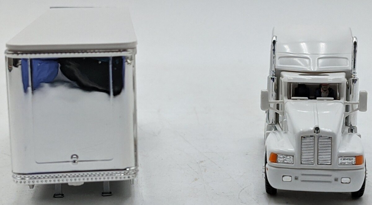 Model Power 21001 1:87 Long Haul Tractor w/Racing Trailer White