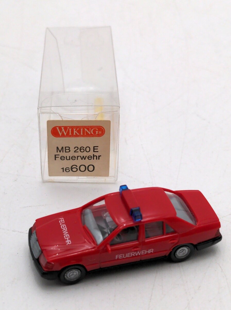 Wiking 600 1:87 Mercedes-Benz Fire Chief