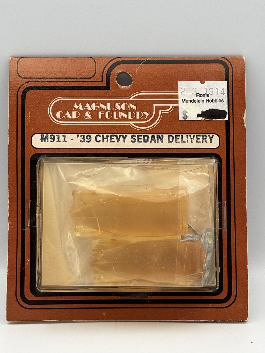 Magnuson Models 911 1:87 39 Chevrolet Sedan Delivery Truck