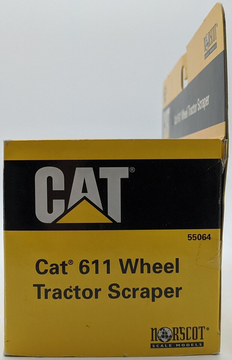 Norscot 55064 S CAT(R) American Construction Equipment 611 Wheel Tractor Scraper