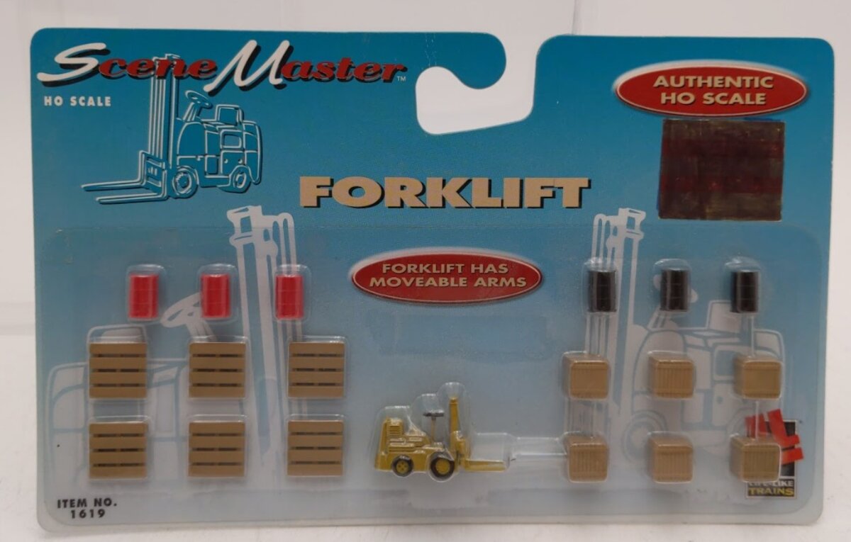 Life Like 1656 HO Scenemaster Fork Lift W/Moveable Arms & Pallets Barrels & Box