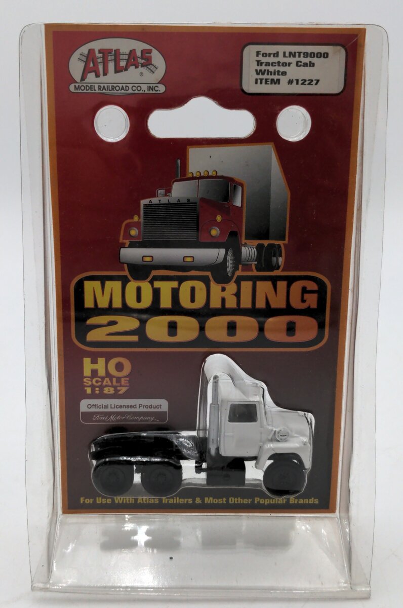 Atlas 1227 HO Scale 1984 White Ford Tractor Cabs 9000 LNT