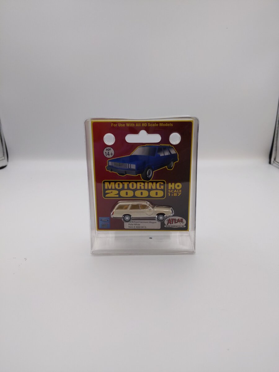 Atlas 30000013 HO 1:87 Ford Fairmont Wagon Plr White