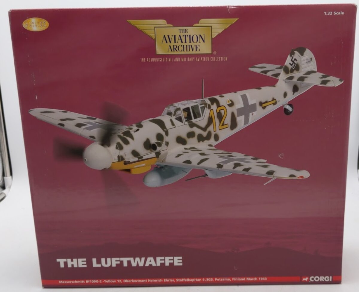 Corgi AA34906 1:32 The Luftwaffe Bf109G-2 Yellow 12-Finland March 1943 WW II