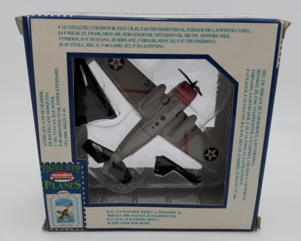 Model Power 5351-1 1:87 Scale F 4 F Wildcat W/Display Stand