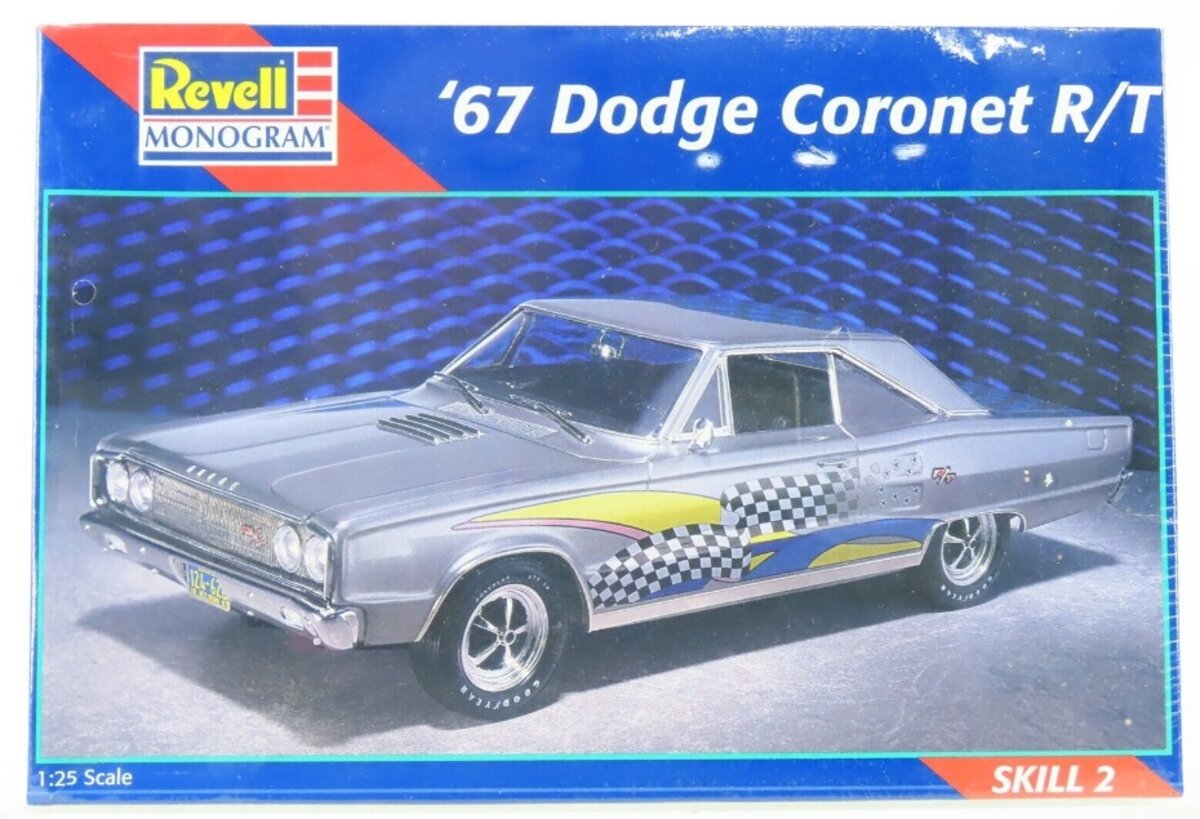 Revell 85-7629 1:25 Monogram 1967 Dodge Coronet R/T Plastic Model Kit