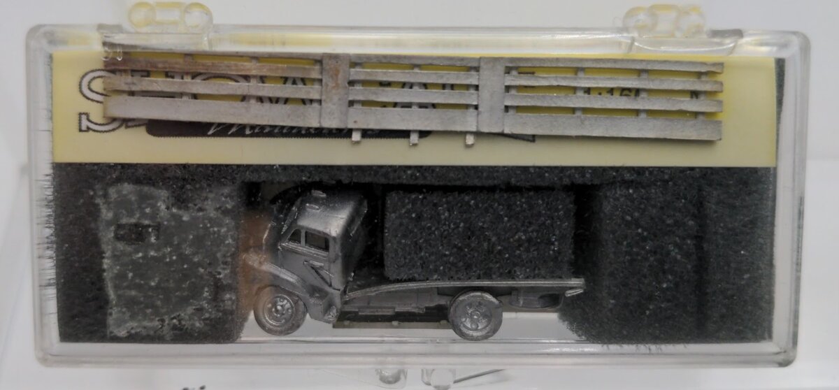 Showcase Miniatures 12 1:160 N 1952 GMC COE Stake Bed Truck Unpainted Metal Kit