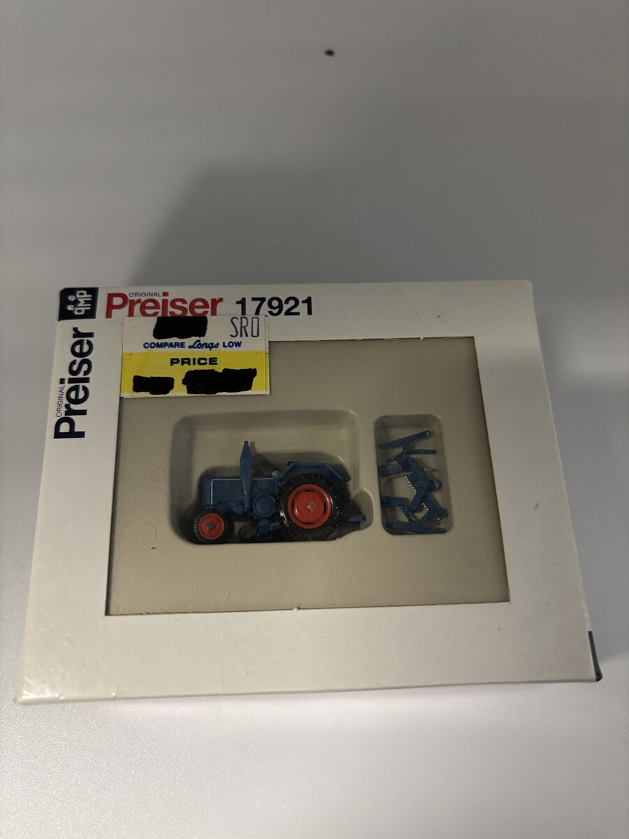 Preiser 17921 HO LANZ D 2416 Farm Tractor