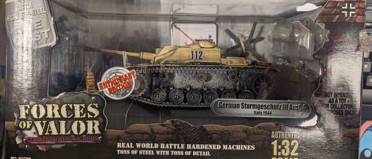 Unimax Toys Ltd. 81006 1:32 Die Cast German Sturmgeschutz III Ausf G Tank, 1944