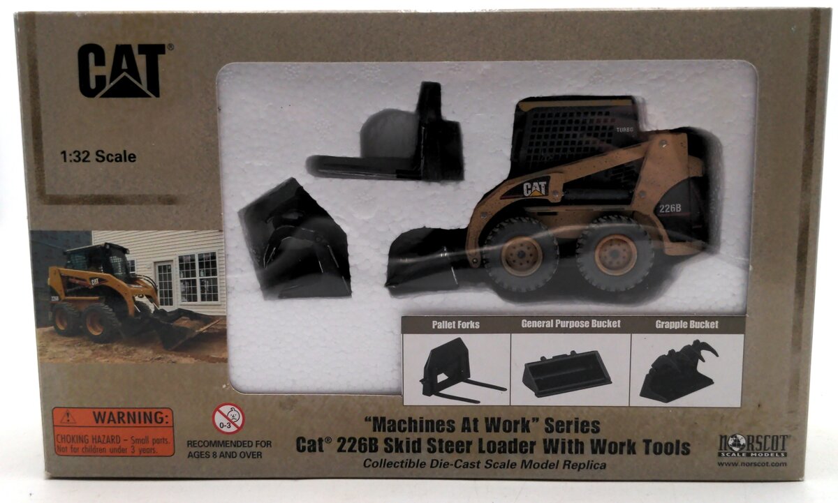 Norscot 55181 1:32 Caterpillar Weathered 226B Skid Steer Loader with Work Tools
