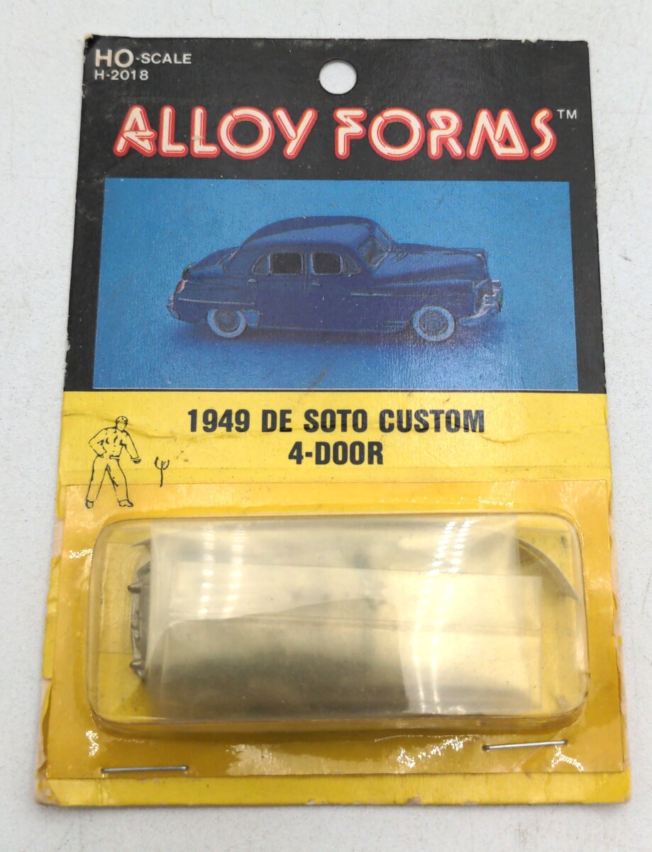 Alloy Forms 2018 1:87 1949 DeSoto 4-Door Car Kit