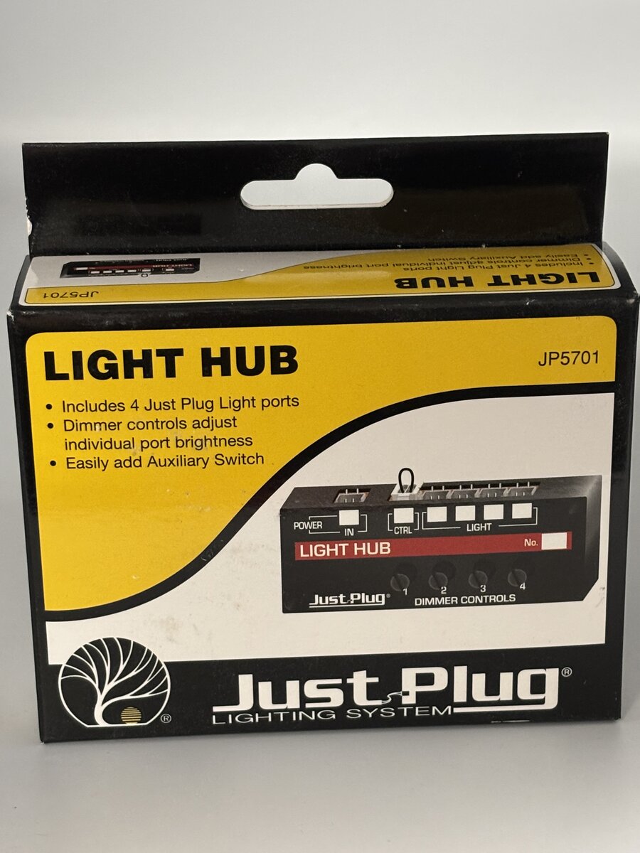 Woodland Scenics JP5701 Just Plug Light Hub W/4-Plug Lights Ports EX/Box