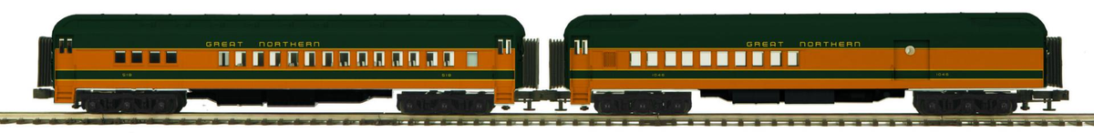 MTH 20-41011 GN 70' Madison Combine/Diner Passenger Cars (2)