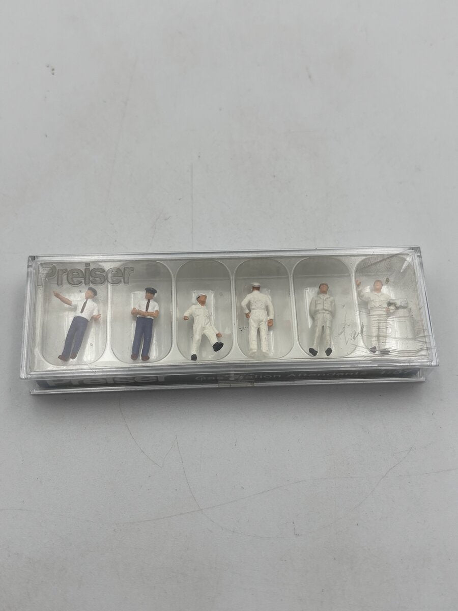 Preiser 1010586 HO Gas Station Attendants Figures (Set of 6)