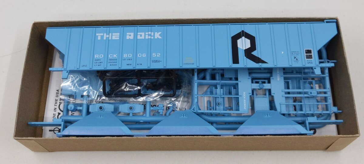 Accurail 6509 HO Scale Rock Island P-S 4750 Grain Hopper Car Building Kit