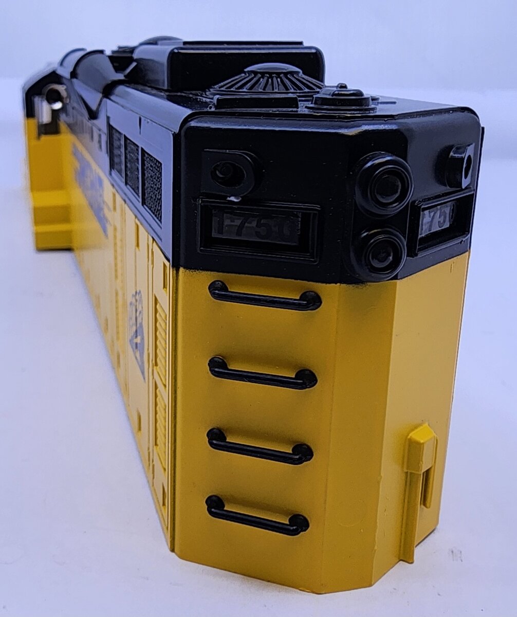 Lionel 2328-1750 O Gauge YorkRail GP-9 Diesel Body Shell In Lionel Box #1750