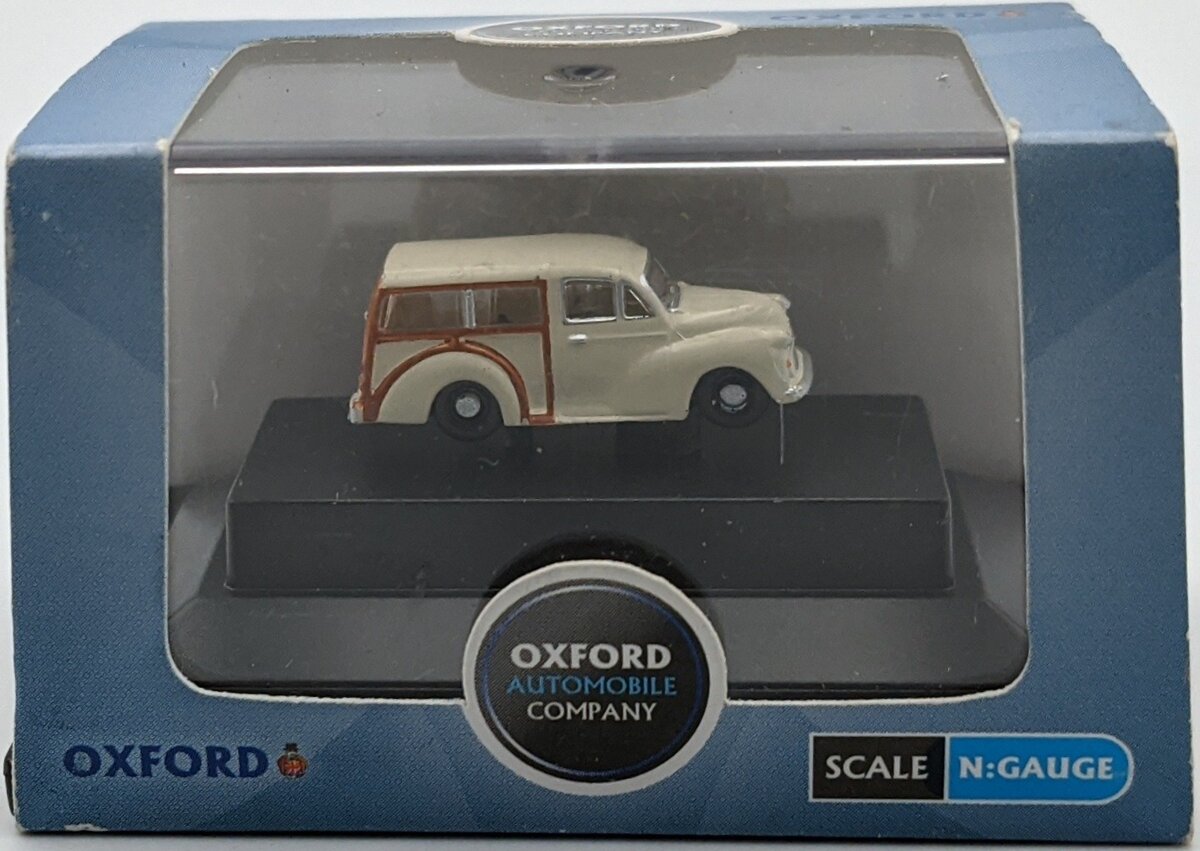 Oxford Diecast NMMT001 1:148 Morris Minor Traveller in White