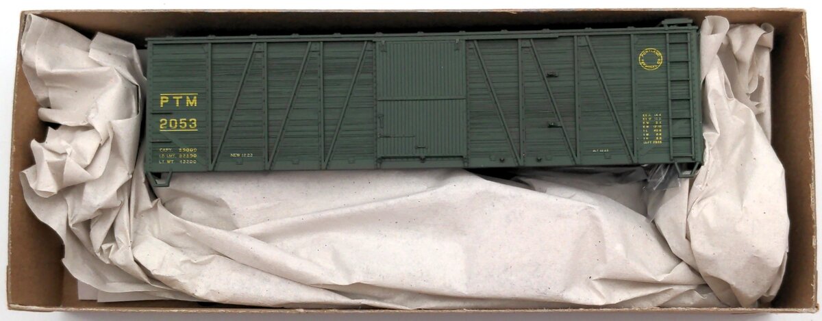 Accurail 41109 HO Portland Terminal 40'' Outside Braced Wood Boxcar Kit