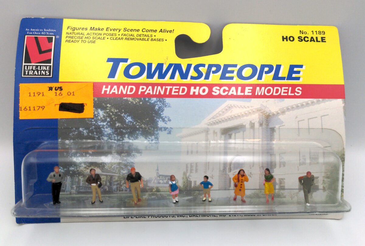 Life Like 1189 HO Townspeople - Hand Painted Figures  (Set of 8)