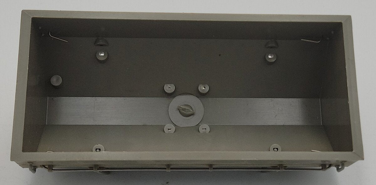 Lionel 16919-14 Gray Gondola Coil Cover with Two Broken Lift Handles