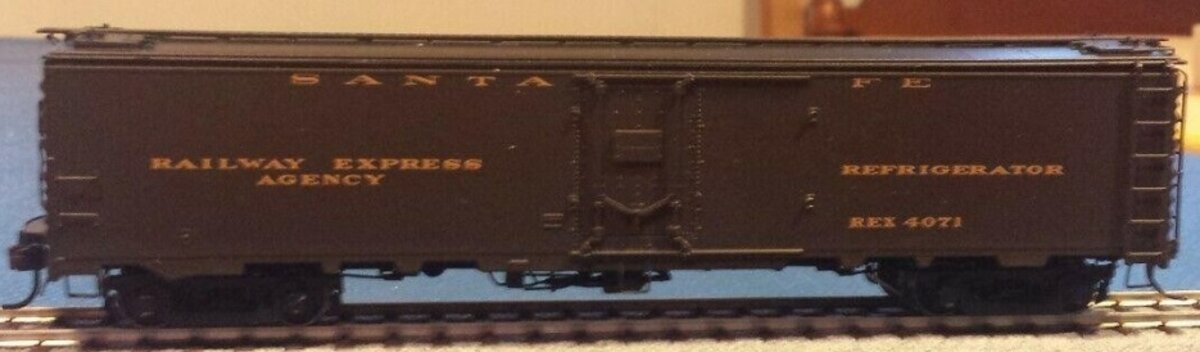 Atlas 20003402 HO Santa Fe REX ACF REA Express Reefer Road #4071