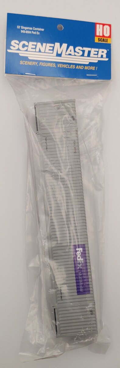 Walthers 949-8504 HO 53' Singamas Corrugated Side Container - FedEx MultiModal