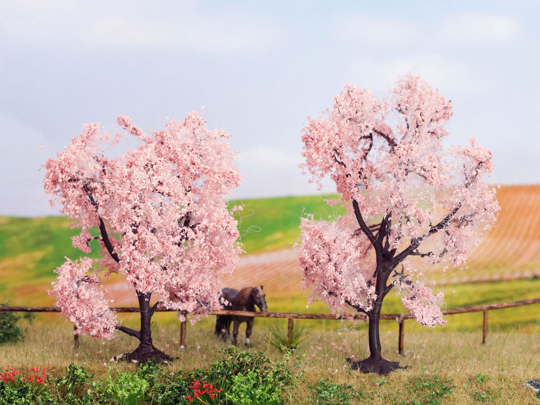 Noch 21996 HO/TT/N 8 cm & 9 cm Almonds Tree (Set of 2)