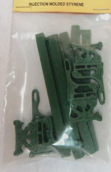 Korber 574 G Scale Park Benches Green Plastic Kit (Set of 2)