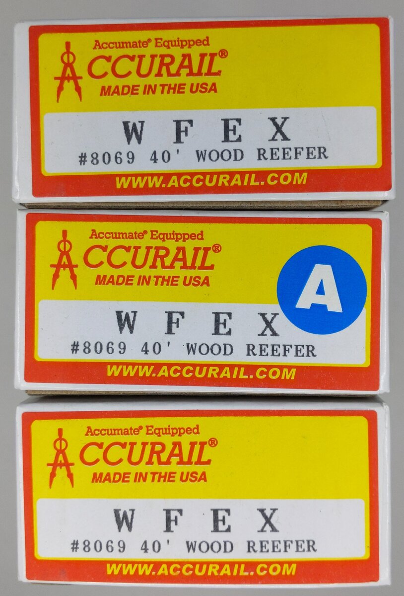 Accurail 8069 HO Scale Western Fruit Express 40' Wood Reefer Kit 3 Car Set