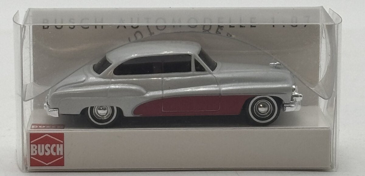 Busch 44724 1:87 Silver/Red 1950 Buick Deluxe