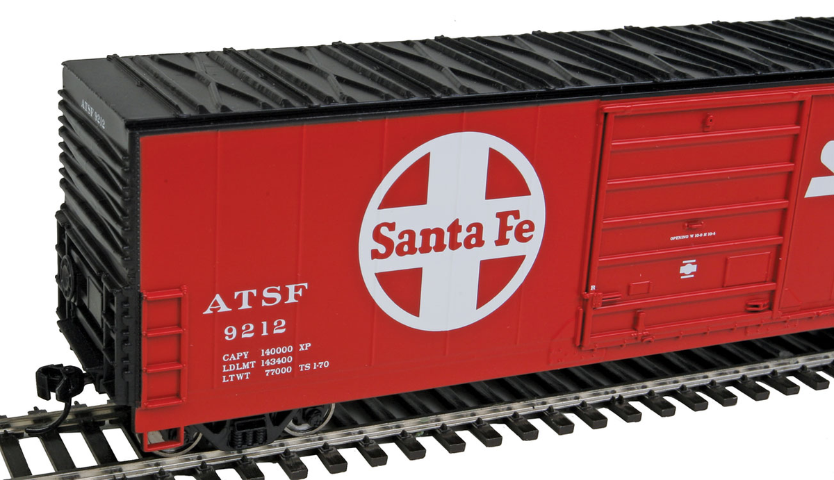 Walthers 910-1914 HO Santa Fe 50' Evans Smooth Side Boxcar #9212