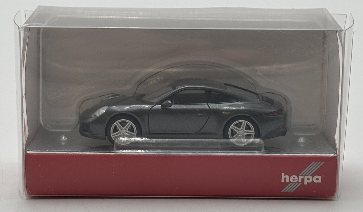 Herpa 038645 Porsche 911 Carrera 4