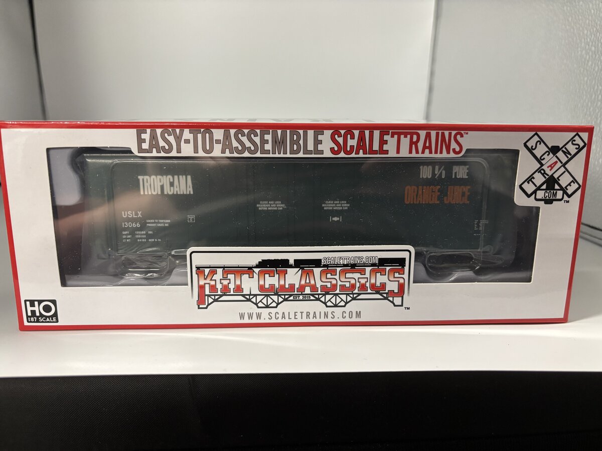 Scale Trains SXT1016 HO Tropicana Evans USRE 5100 RBL 8' Double-Plug-Door Boxcar
