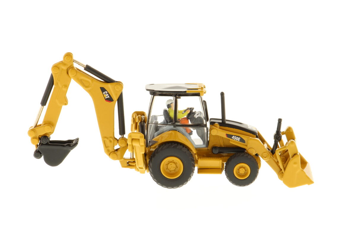 DieCast Masters 85263 1:87 Caterpillar 450E Backhoe Loader Diecast Model