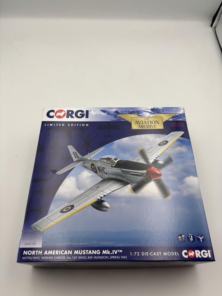 Corgi AA27703 North American Mustang Mk.IV Werner Christie No.150 Wing