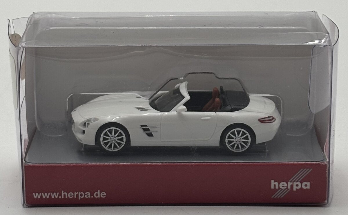 Herpa 024853 HO Mercedes-Benz SLS AMG Top Down Roadster, Assembled