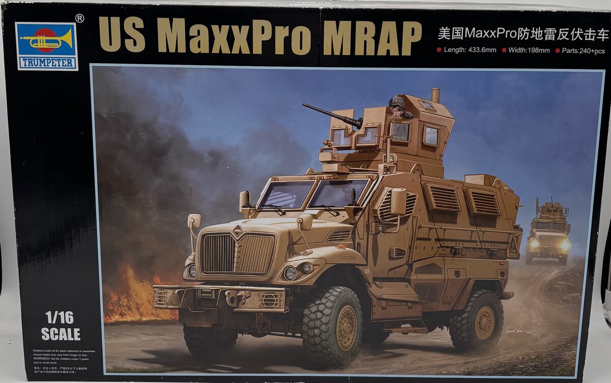 Trumpeter 00931 1:16 US M-ATV MRAP MaxxPro Vehicle Plastic Model Kit
