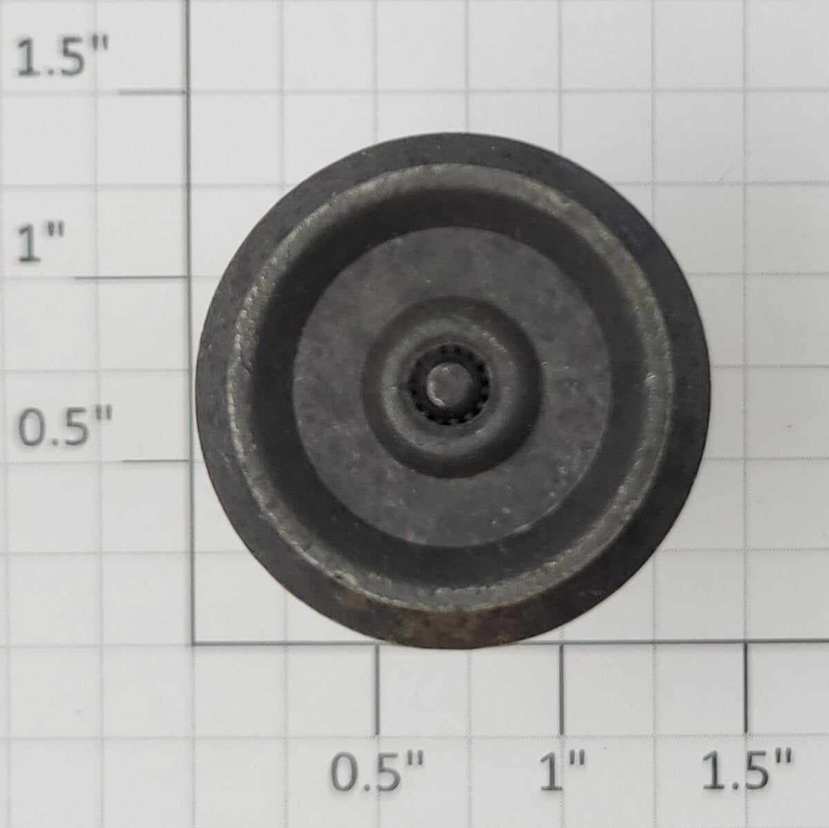 Lionel 600-137 Gear Wheel & Plain Axle