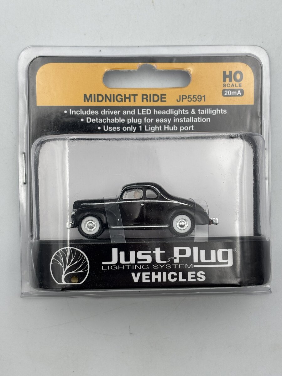 Woodland Scenics JP5591 HO Just Plug Midnight Ride Lighted Vehicle
