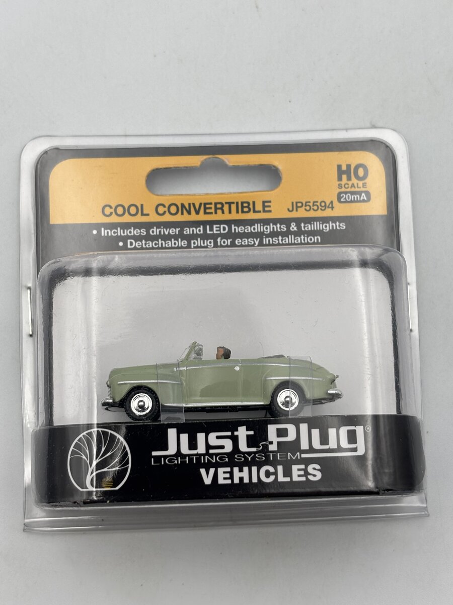 Woodland Scenics JP5594 HO Just Plug Cool Convertible Lighted Vehicle