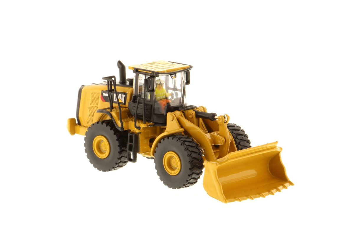 DieCast Masters 85948 1:87 Caterpillar 966M Wheel Loader Diecast Model