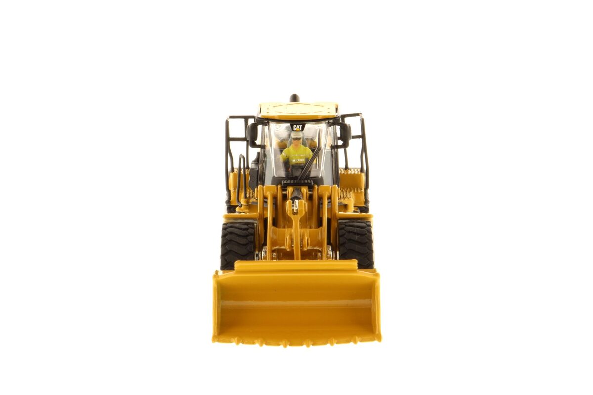 DieCast Masters 85948 1:87 Caterpillar 966M Wheel Loader Diecast Model