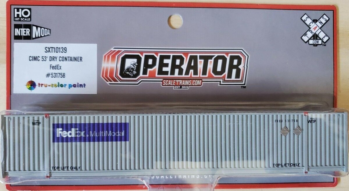 Scale Trains SXT10139 HO FedEx® MultiModal CIMC 53' Corrugated Dry Container #2