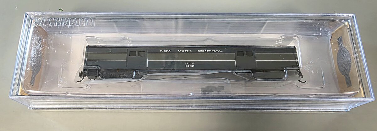 Bachmann 14455 N New York Central 72' Smooth-Side Baggage Car