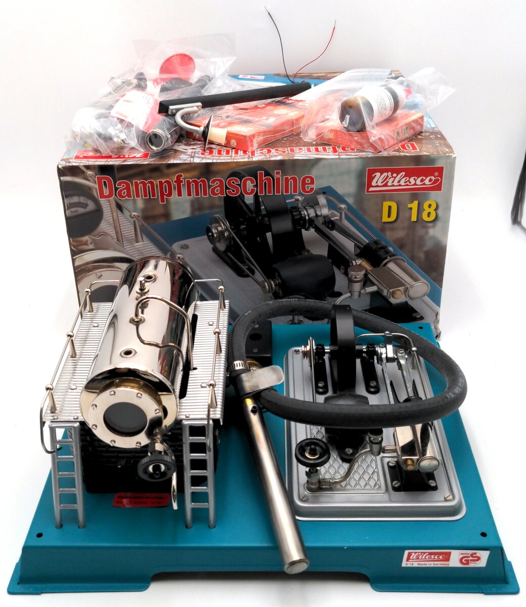Wilesco D18 Live Steam Engine with Generator