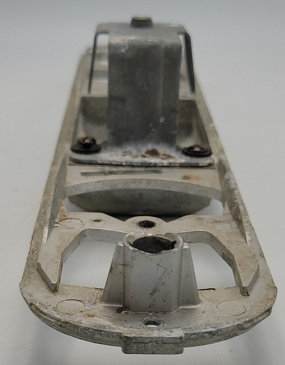 Lionel 2333-20 O Gauge Santa Fe Frame with Battery Cover and Relay Bracket