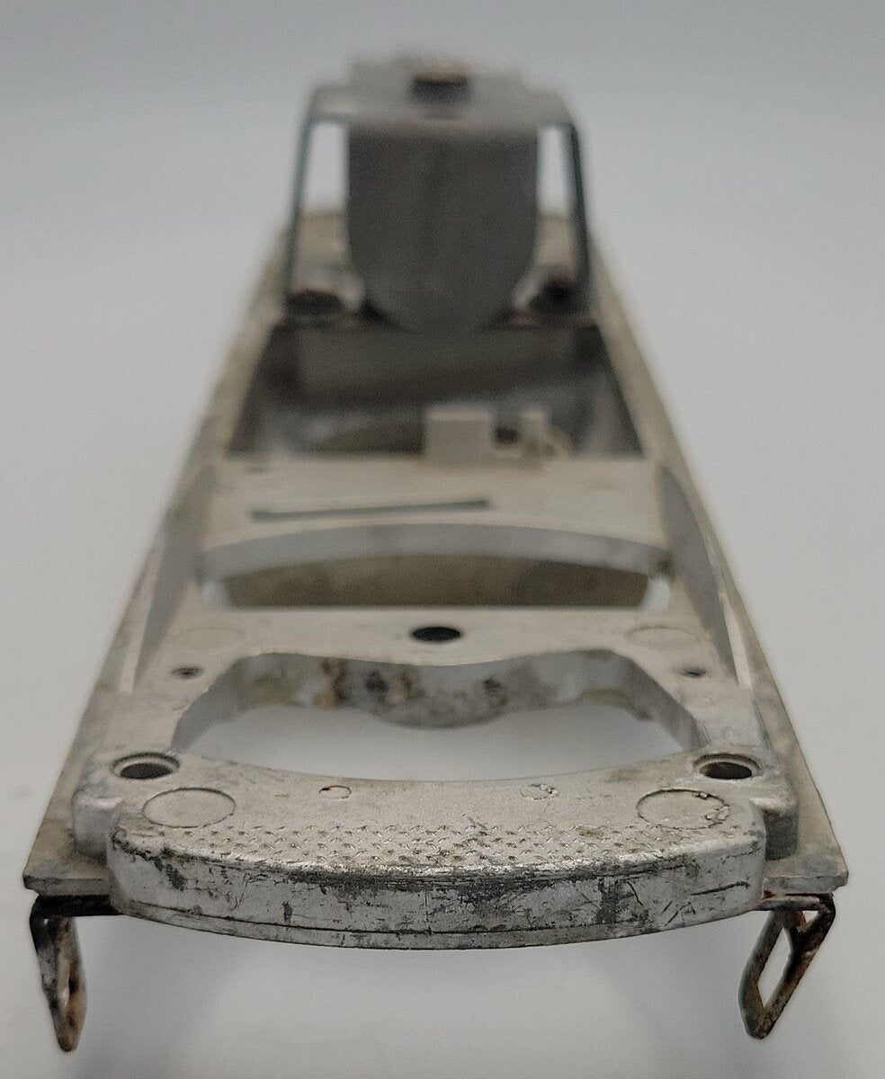 Lionel 2333-20 O Gauge Santa Fe Frame with Battery Cover and Relay Bracket