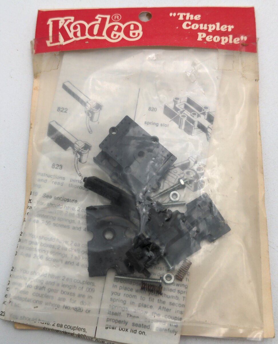 Kadee 820 #1-Scale Straight Centerset Shank Couplers with Body Mount Gearboxes
