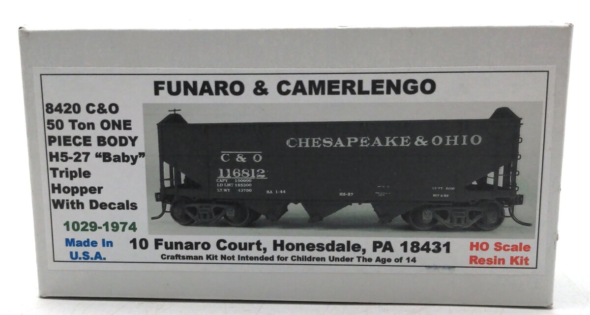 Funaro & Camerlengo 8420 HO Chesapeake & Ohio Class H5-27 "Baby" Triple Hopper