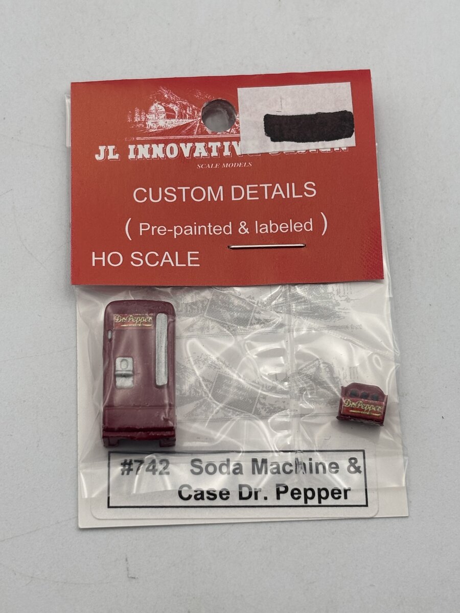 JL Innovative Design 742 HO Dr. Pepper Soda Machine and Case (Set of 2)